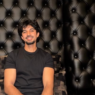 rabeeM23's profile picture. mts @X/@xAI, @uwaterloo cs alum🇨🇦