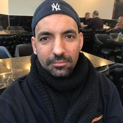 deniztemurXx's profile picture. 