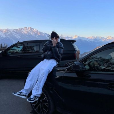 tomlynxx12's profile picture. Optimist by practice 🌞 counting breaths, not likes; I fix basics first, then peek at economics to keep life aligned with values and enough perspective.