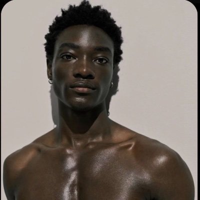 uglygrmm's profile picture. 