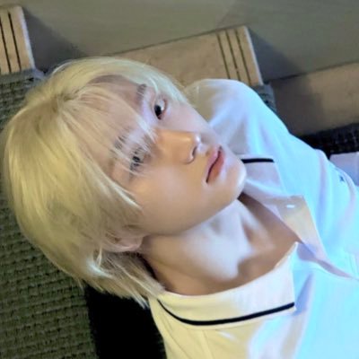 pxquvzeKXN58757's profile picture. 탯성으로 세계정복