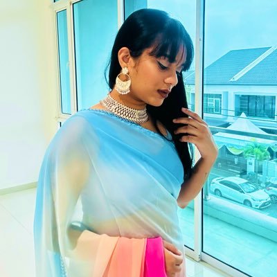 marissameera's profile picture. 𝕓𝕖 𝕙𝕒𝕡𝕡𝕪. 𝕚𝕥 𝕕𝕣𝕚𝕧𝕖𝕤 𝕡𝕖𝕠𝕡𝕝𝕖 𝕔𝕣𝕒𝕫𝕪 | ✞ ♡︎