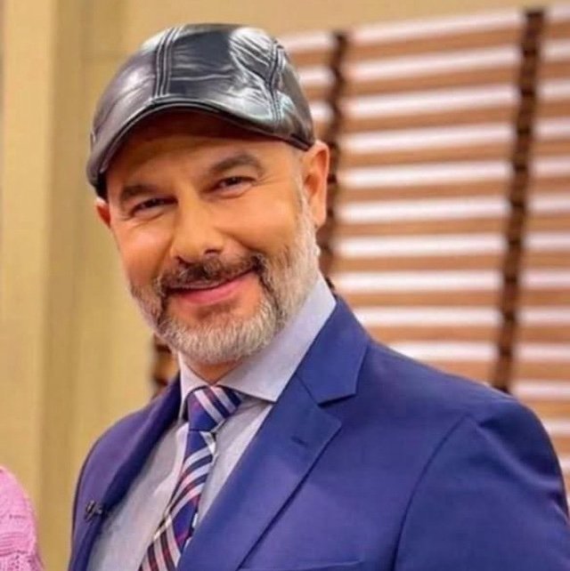 DavidWilsonh1x's profile picture. I love making new friends ,and having fun with .life is too https://t.co/tMxWVvp2Dc easy going person and a kind heart 🌹🌹🌺🌺🌺🌹