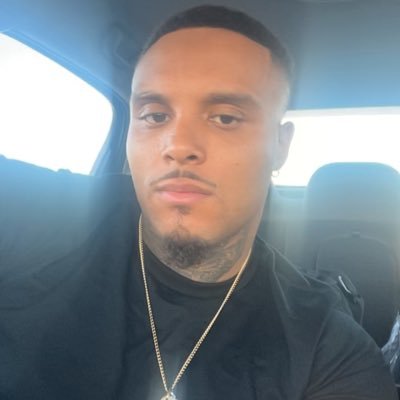 OnlyEV1's profile picture. Underdog ~ Athlete ~🎓 Bachelor of Science in Human Development ~ Master of Organizational Leadership