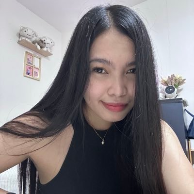 celynjoycee's profile picture. Self love🫶🏻