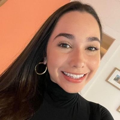 Rebecca46687's profile picture. 
