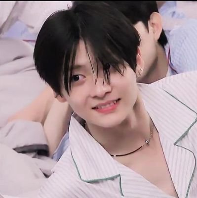 iloveyouawon's profile picture. 853 : @leeeeesangwon