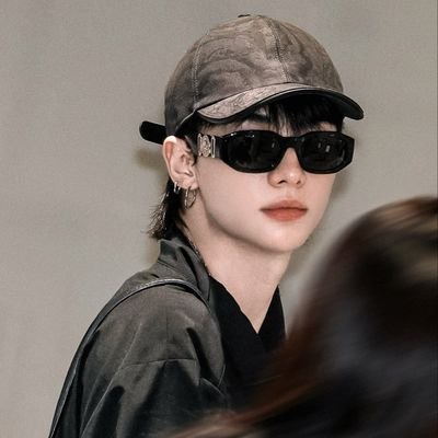 BoonmeeBoonraum's profile picture. แค่ @maxky_rp พี่แม็กกี้🐢 @basjtr น้องบาส🏀 #แม็กกี้บาส #maxkybas #6CODE @Stray_kids  #straykids  #황현진 #Hyunjin