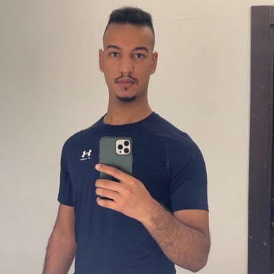 emran_lakhbuly's profile picture. 🇱🇾