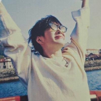 songyuna323897's profile picture. 