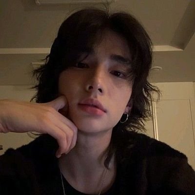 hyunjinkenai's profile picture. 樂 . 𝒉𝒆/𝒉𝒊𝒔  🦇  ||   𝐡𝐞(𝐚𝐫𝐭)

꒰  ♱  ꒱    ۪     ݁🕯  .𖥔 ݁ 🪐˖.𖥔  ݁ ˖   ݁   ۪
