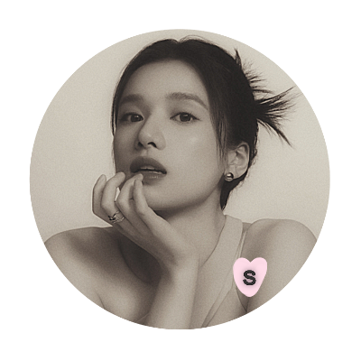 rayusewindu's profile picture. 𝐑𝐚𝐲𝐮 𝐒𝐞𝐰𝐢𝐧𝐝𝐮; Wanderer of leaflight & forest hush “Lîr uin galadhrim” —song of the tree-folk crafting quiet blooms in the glade.