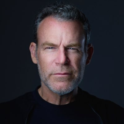 peter_hurley's profile picture. Master Headshot/Portrait Photographer | Facial Conveyance Strategist😉 Positively shifting self-perception w/ a 📸 | ⛵️Sailor at ❤️ Founder@headshotcrew