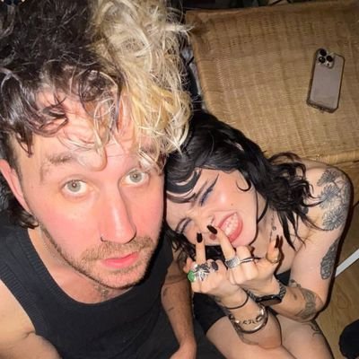 allsourgutz's profile picture. ☆ music lover ☆ harry notice x3 ☆  tommy notice x1 ☆  james notice x5 ☆ read pinned + strawpage byf