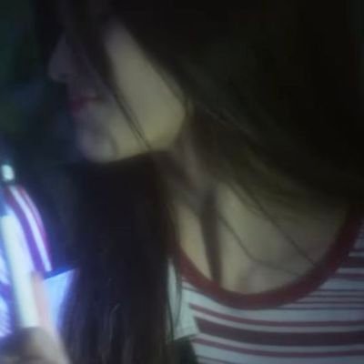 irohaokazono's profile picture. Tucked gently in a windowsill bloom