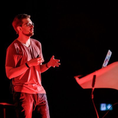 niklas_wortmann's profile picture. Developer Advocate @JetBrains | #RxJS Core Team Member | Angular #GDE | Host @AngularShow | coffee snob | Opinions are my own!