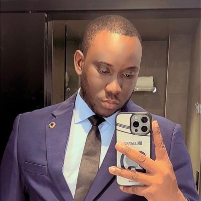 Samyh__Bk's profile picture. Patients+time+faith= succès 💯 God is Greatest 🙏🏽Aigle royal 👑 🦅||👨🏿‍💻💻 ||DKR~ sénégal📍🇸🇳