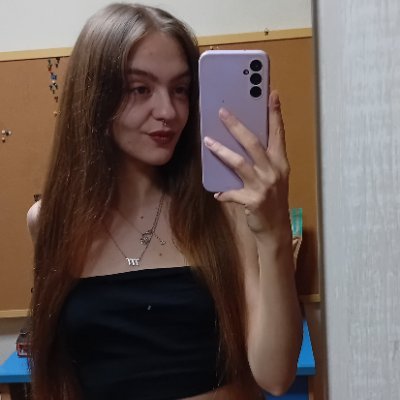 mariaftyt's profile picture. juego (mal) al lol y al valorant.
todo cambia constantemente. intento de informática 🖥️