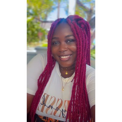 deelivia5's profile picture. In Christ Alone | Project Manager | OneAfricanChild | Mental Health Madam | Writer