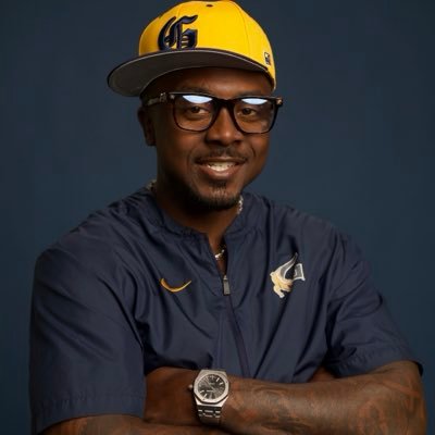 CoachRBrown3's profile picture. Former Pitcher @ EMCC & Jackson State University • JSU Alum • Wide Receivers Coach🏈 at Gautier School NUPE🇯🇵 IG: _mrmoneybaggmo
