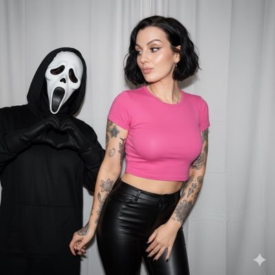 Lilblack_heart's profile picture. just nay from the block: writer of things.