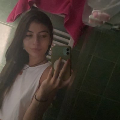 niky0li's profile picture. je répond à toute demande en mp                                              https://t.co/Q88XdxbEfI