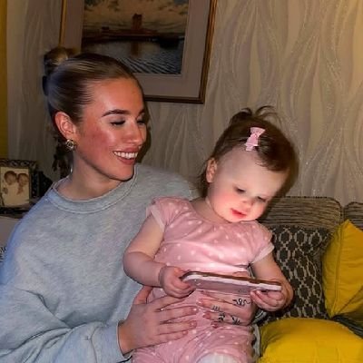 Sandrafx257237's profile picture. Growing with each season, blooming with purpose 🌻💚