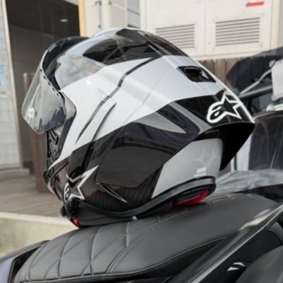 EXTRA_tvshow's profile picture. エキストラ。稀にテレビの中の人。🚗Mercedes-AMG A45S Edition1 🏍️BMW K1600B