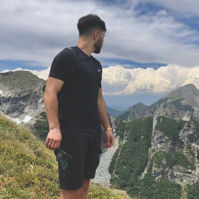 arash23az's profile picture. خودت باش مثه بقیه زیاده🕷🕸 ️