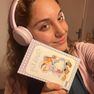 ottomanedeslys's profile picture. Heidi la fille des montagnes et la fille du Bosphore