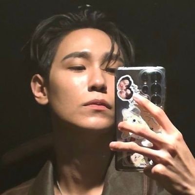 junepyb's profile picture. 