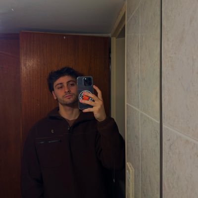 mtobiasg's profile picture. software dev, people need rock