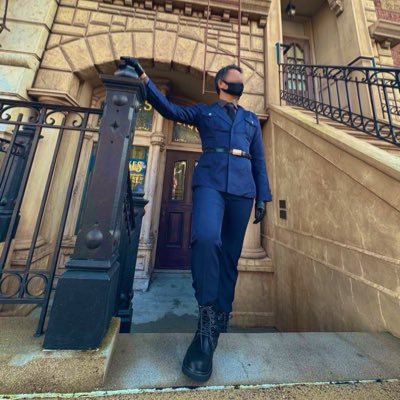 mochix33's profile picture. 178.83.33凹 この先何が起きるかな