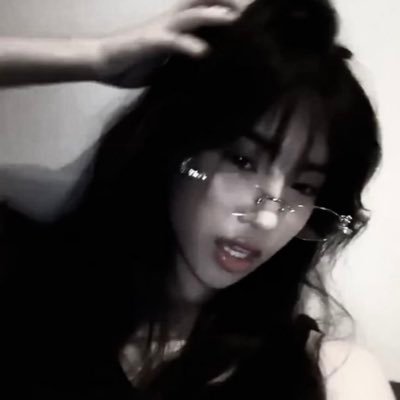 sophlftz's profile picture. Think too much, say too little, let the tie hang loose enough to make them wonder.