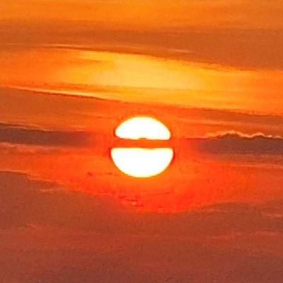 Kress_Sv's profile picture. (الفرق كبير بين إنسان مثقف ومكتبة متنقلة). 
Stockholm Sverige Masmo 🇸🇪