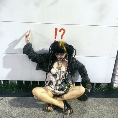 lolitaslavetoy's profile picture. 半分人間 縁起物屋タタリバ創立者←やってる barニャオペ創立者←やめてる たまに #忌地 首謀者 オカルト/パンク服屋 @DORKSNOTDEAD にいる 月火 17:00- 死後の夢は獄卒なのに悪魔の囁きしかできない👹 フトアゴとマダゴキとスキニーラット共に暮らしています @yuyayuri012←フェチ垢