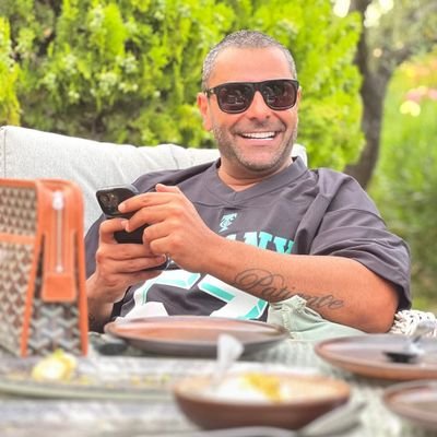 mikewexla's profile picture. my biggest joy is putting a smile on the face of others 🫂 traveling 🚄 live like a king 🇱🇷🇬🇧
