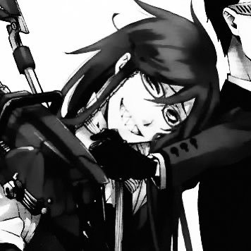 ectoplasmoon's profile picture. 🥀 your local vampire