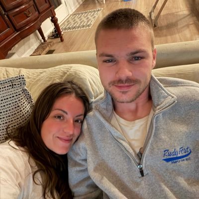 _the_rock's profile picture. | Husband to Megan, girl dad x2, union millwright, UK, Horse racing, sneakers, bluegrass & real country music | yts |