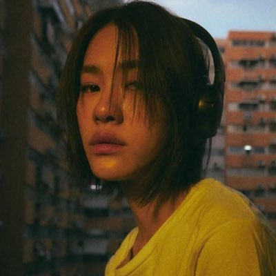 10sapphics's profile picture.