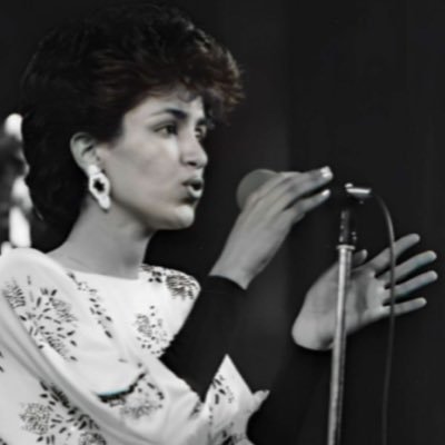 __empty00's profile picture. أتخبط بين أغاني ذكرى