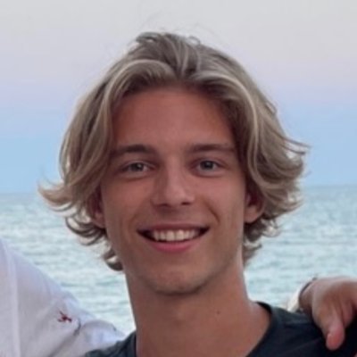 AlexFinit's profile picture. Transforming Efficiency Through Custom AI & Automation Software | Co-founder @ Finit