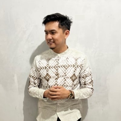 junaidiar30's profile picture. I run the software house.