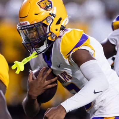 ArmonteGraham's profile picture. #Godfirst | JAG High School | ATH | email: Armontegraham42@gmail.com | C/O 2026 | 334-370-4416