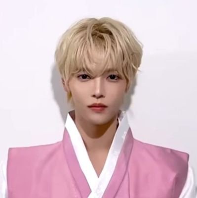 hyuunzzz's profile picture. 