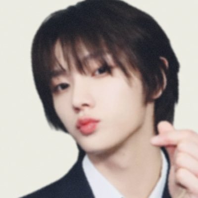 omhmys's profile picture. 