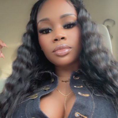 amiyaahhh_'s profile picture. 