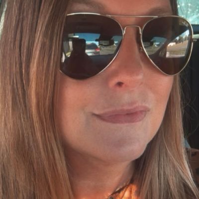 SaltyMom10's profile picture. America First 🇺🇸 | Constitutional Conservative | Sarcasm is my font of choice | My tweets aren’t about you 🧂