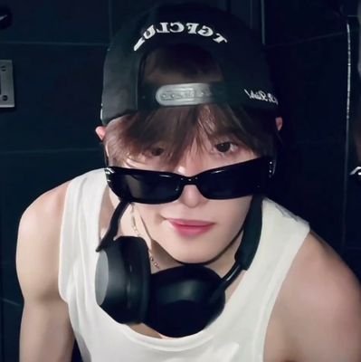 nianxiin's profile picture.