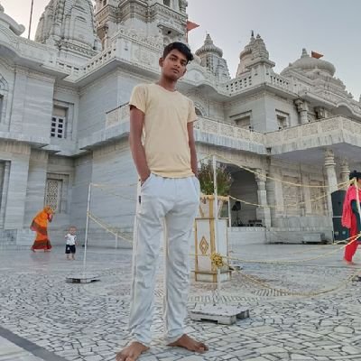 godkabir54's profile picture. yt- godkabir54
please visit and subscribe 🙏 
Our race is living being, mankind is our religion,
Hindu, Muslim,Sikh, Christian there no separate religion ☯